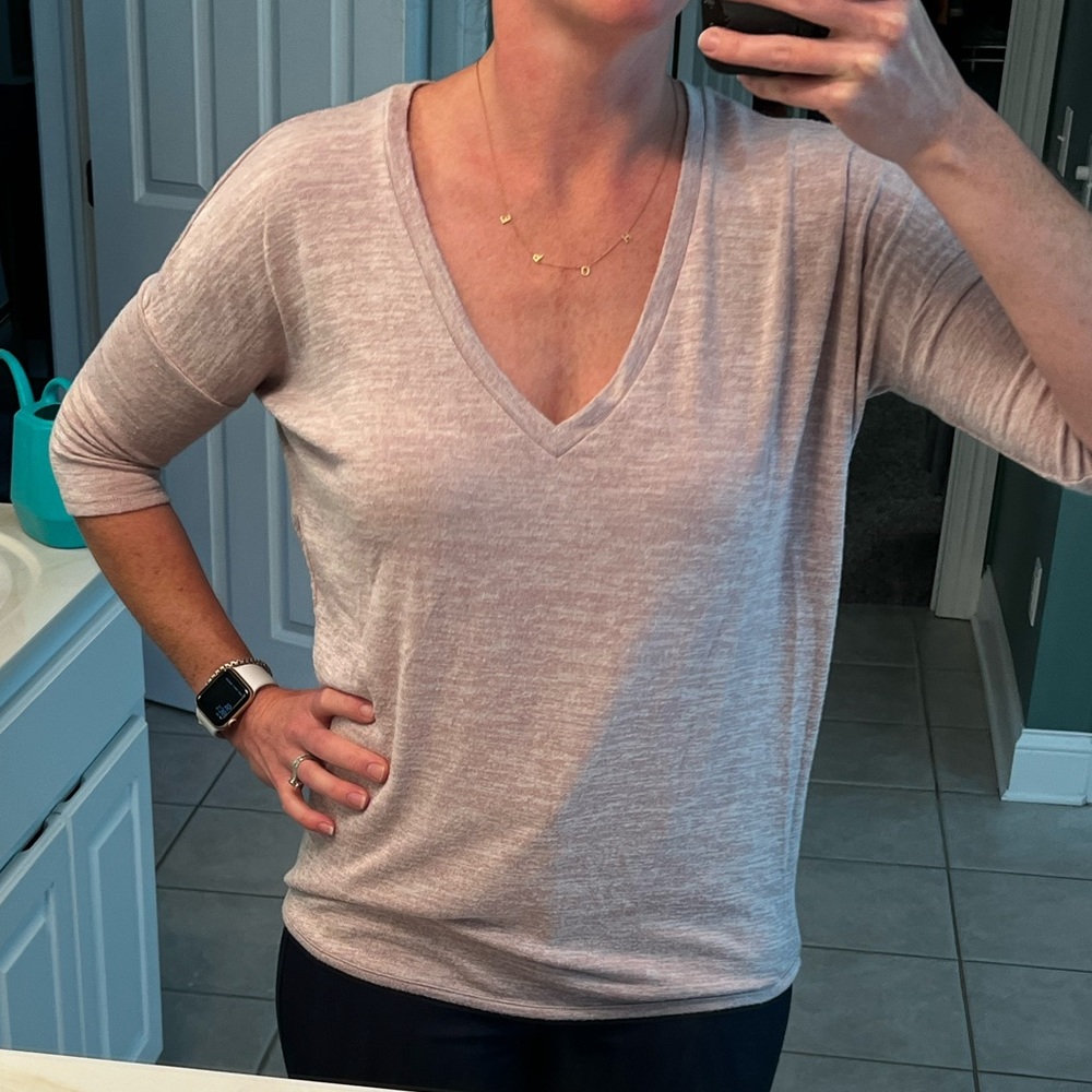 Express thin sweater - Picture 2 of 3
